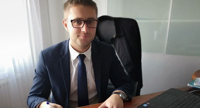 Turnusy rehabilitacyjne - wójt Damian Jaworski zachęca do składania wniosków 