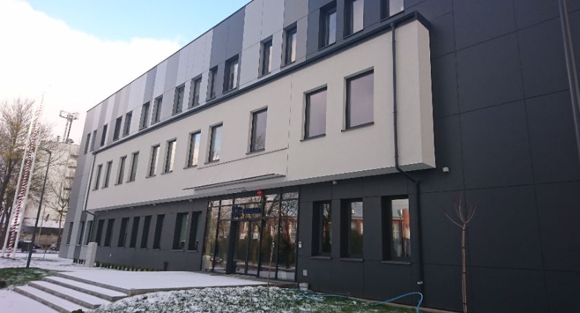 KPP Sochaczew - ustalili sprawczynię kradzieży ponad 18 tysięcy złotych