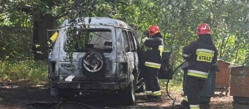 Pożar auta w Ćmiszewie-Parcel