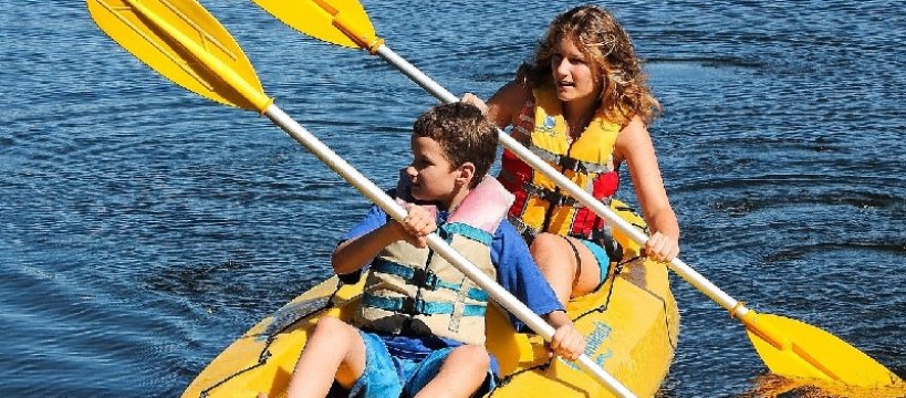 Spływ kajakowy w gminie Rybno - aktywne zakończenie wakacji