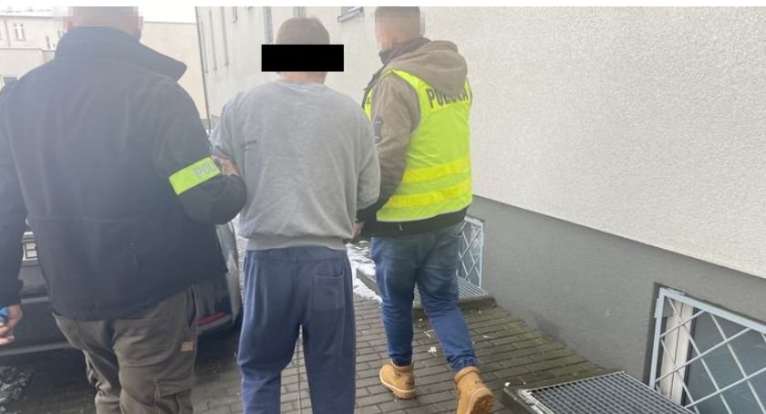 Kradzież z włamaniem w Młodzieszynie 