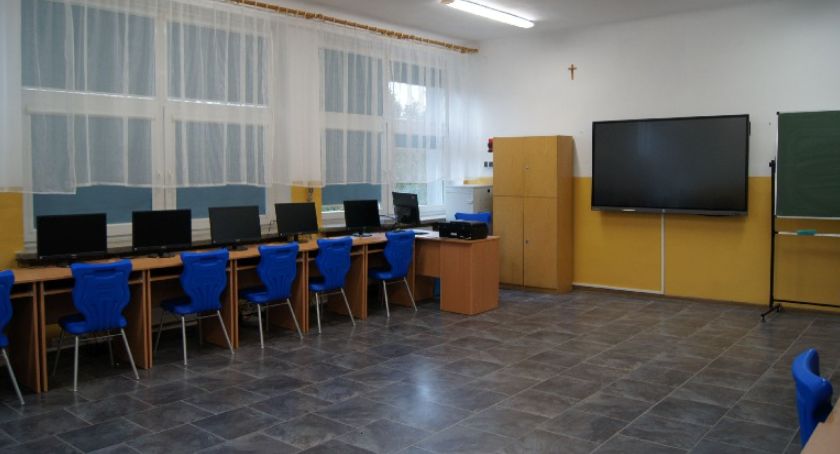 Nauka zdalna w klasach najmłodszych - co z przedszkolami?