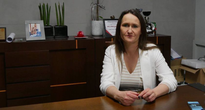 Gmina Młodzieszyn. Bezpłatna zbiórka elektroodpadów na rzecz Alana rusza już 26 marca