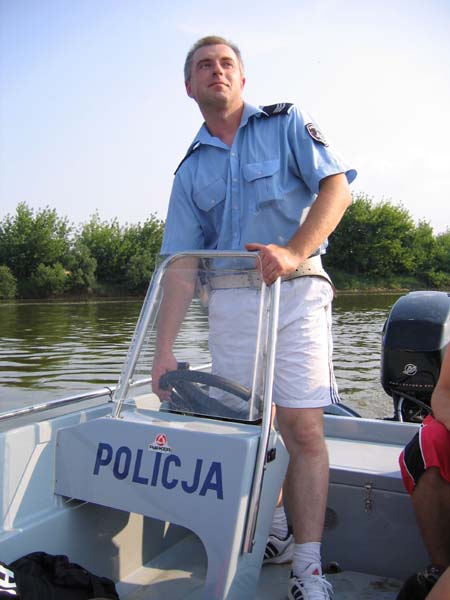 Policyjna łódka