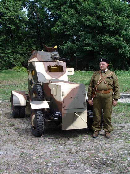 Ułan i kierowca samochodu wz. 34