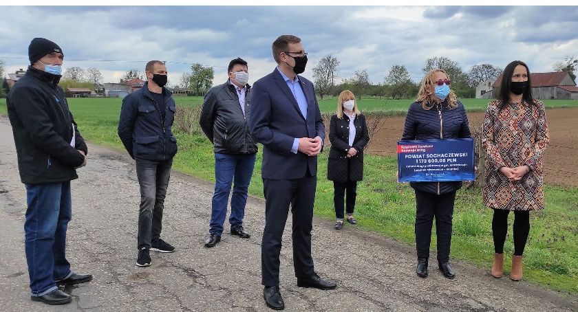 Blisko 1,2 mln na remont drogi na odcinku Mistrzewice-Helenka dla Gminy Młodzieszyn