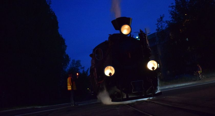 Udana Noc Muzeów z koleją wąskotorową i Chopinem