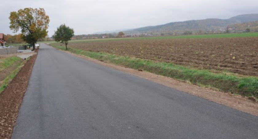 Rybno. 120 tysięcy zł dofinansowania na drogę Rybno- Jasieniec