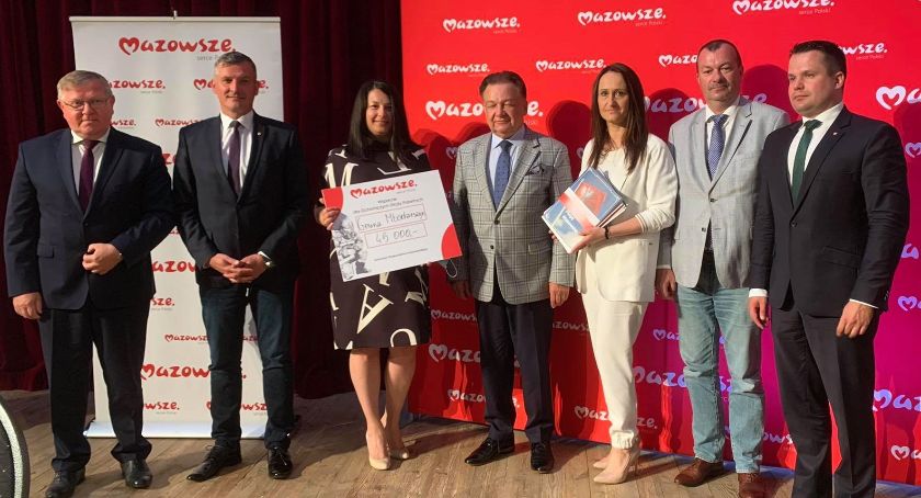 Dofinansowania z budżetu Mazowsza trafią do Gminy Młodzieszyn. Dziś podpisano umowy w tej sprawie