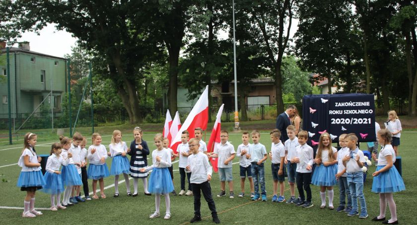 Rok szkolny 2020/21 w Sochaczewie okiem rodziców [SONDA]