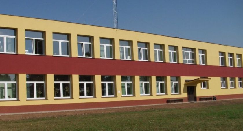 Egzamin ósmoklasisty 2021 – Nowa Sucha powyżej średniej