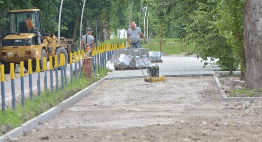 Stadion w Chodakowie - rozpoczęła się przebudowa