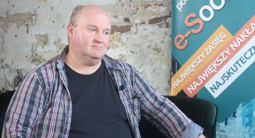 Arkadiusz Mamcarz opowiada o zespole Patria i Koncertach Papieskich w Kozłowie Biskupim