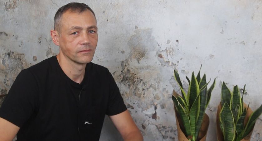 Powróćmy jak za dawnych lat, czyli rozmowa o starych sochaczewskich pocztówkach z Andrzejem Kornackim