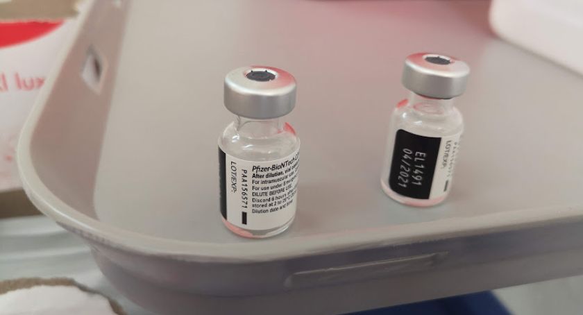 Przychodnie w Sochaczewie przyjmą tylko zaszczepionych? - pacjent zadaje pytanie  