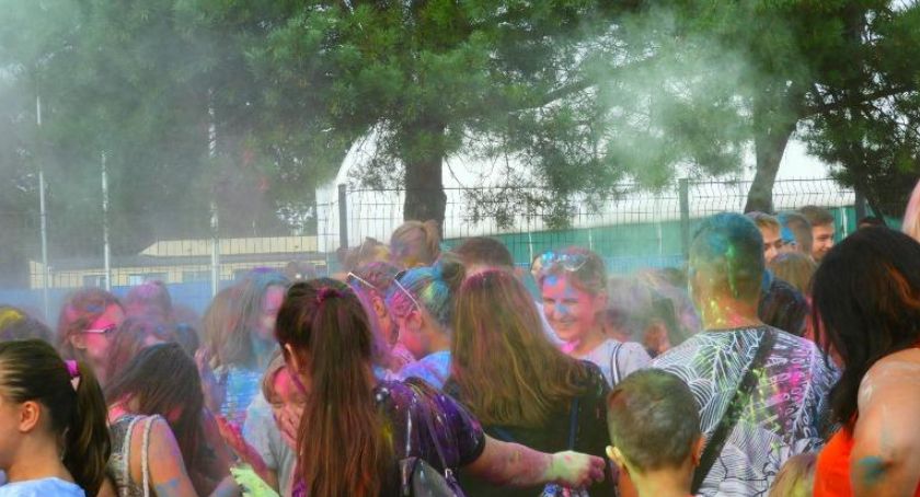 Festiwal Kolorów Holi w Sochaczewie 2021 - już dziś kolorowa zabawa