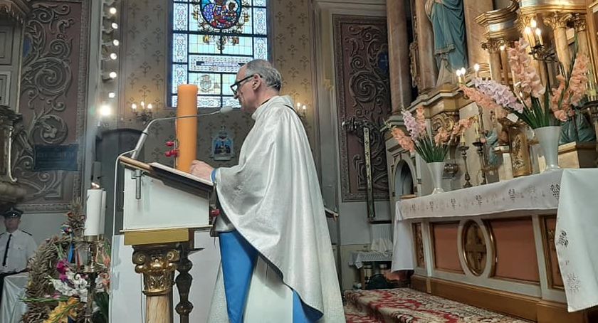 Uroczyste obchody Święta Wojska Polskiego w Rybnie 