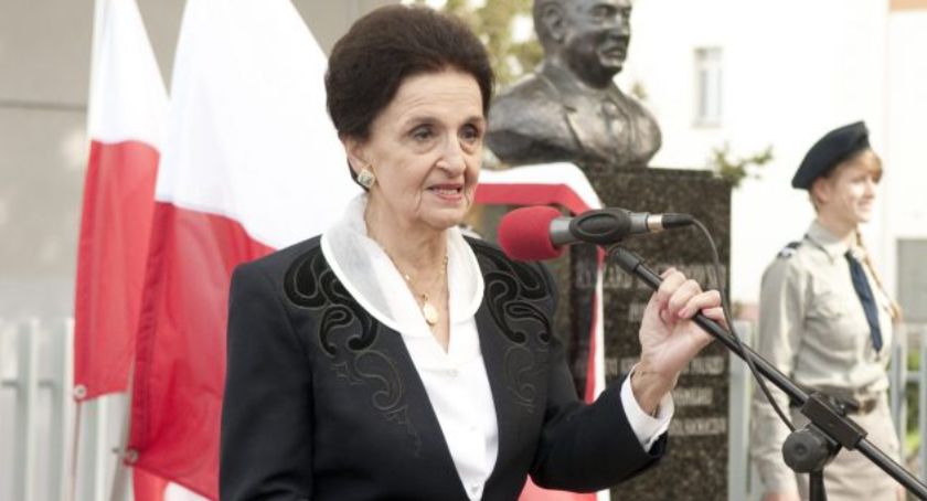 Karolina Kaczorowska - zmarła wdowa po prezydencie Ryszardzie Kaczorowskim 