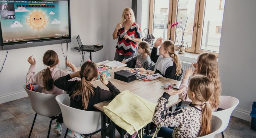 Easy English w Sochaczewie - ekspresowy angielski przy ekspresie