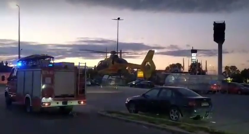 Śmigłowiec LPR na parkingu galerii handlowej - akcja ratunkowa służb [WIDEO] [AKTUALIZACJA]