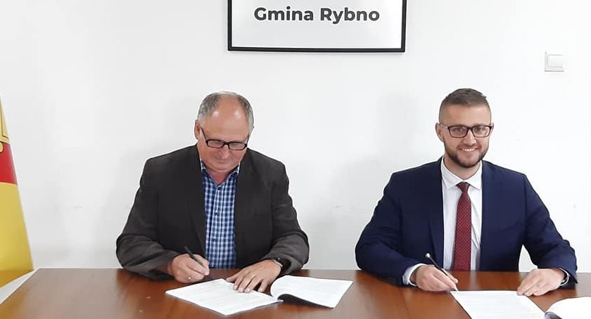 Gmina Rybno - Umowa na budowę nowoczesnego Ośrodka Zdrowia- Centrum Medyczno-Rehabilitacyjnego podpisana
