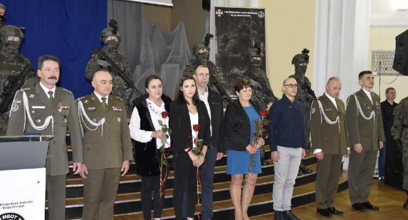 Zapełniają się szeregi 6 MBOT. Poszukiwane osoby z kierunkowym wykształceniem