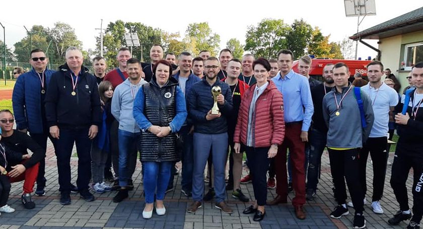 Strażacy z gminy Rybno pokonali w meczu drużynę z gminy Kocierzew Płd