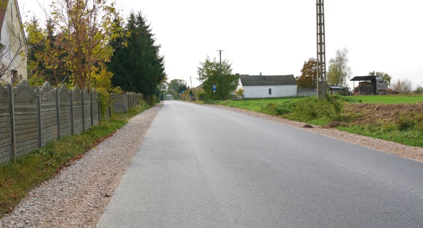 Odbiór nowo wyremontowanego odcinka drogi Mistrzewice-Helenka