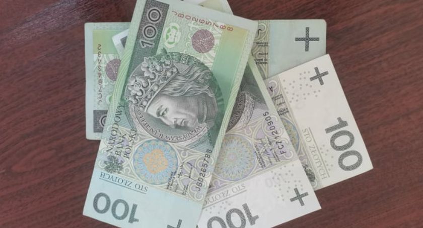 ZUS przejmuje wypłaty świadczenia 500 plus