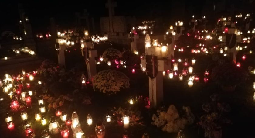 Sochaczewski ZKM zmienia rozkład w okresie Wszystkich Świętych