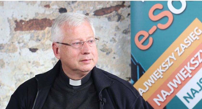 Czy księża boją się śmierci? O tym w dzisiejszej rozmowie z księdzem Jackiem Skrobiszem, proboszczem z parafii Matki Bożej Nieustającej Pomocy w Sochaczewie