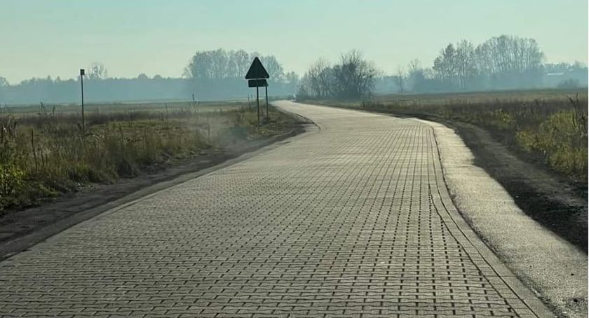 Remont poboczy na odcinku Witkowice-Brochów zakończony