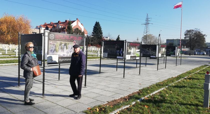 Cmentarz w Trojanowie - Wystawa Miejsca Pamięci Narodowej, cmentarze i kwatery Bitwy nad Bzurą 1939 r., cz. 2
