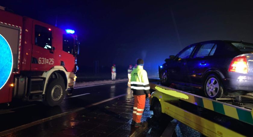 Dwa wypadki w powiecie sochaczewskim - utrudnienia na obwodnicy miasta i w Teresinie