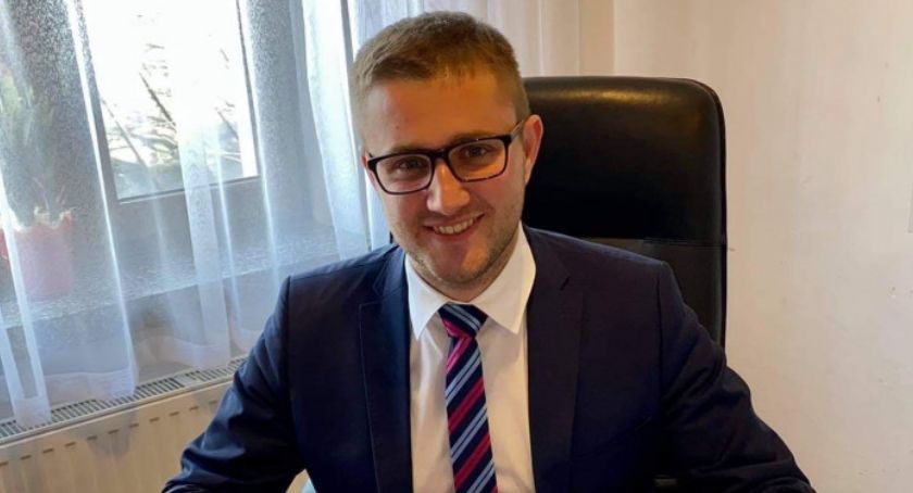 Wójt Damian Jaworski zaprasza na wycieczkę do Warszawy