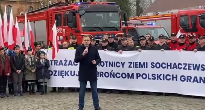 Poseł Maciej Małecki o obronie granic Polski - przekazano dary dla służb na wschodniej granicy 