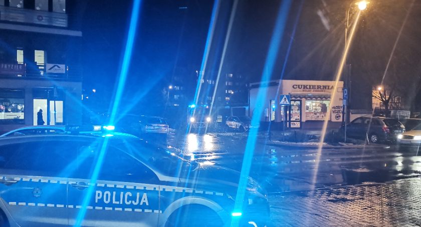 Potrącenie pieszej na Żeromskiego. Kobieta szła z dzieckiem [FOTO] [AKTUALIZACJA]