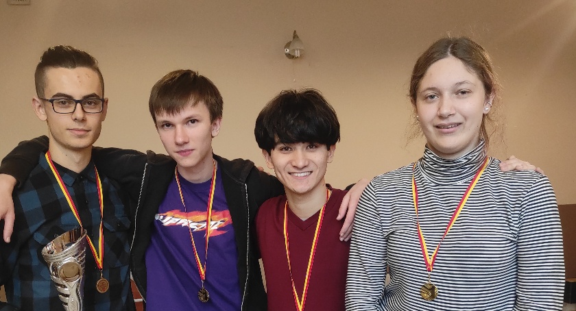 Gambit Chopina, czyli złoto licealistów z Sochaczewa w szachowych igrzyskach