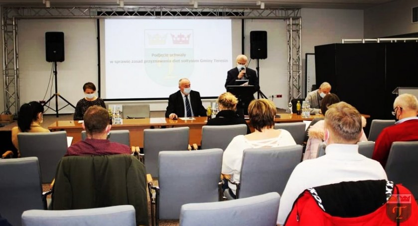 Teresińscy sołtysi z wyższymi dietami
