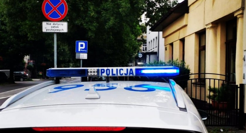 Kierowca czterokołowca spowodował trzy kolizje w Sochaczewie - był pijany