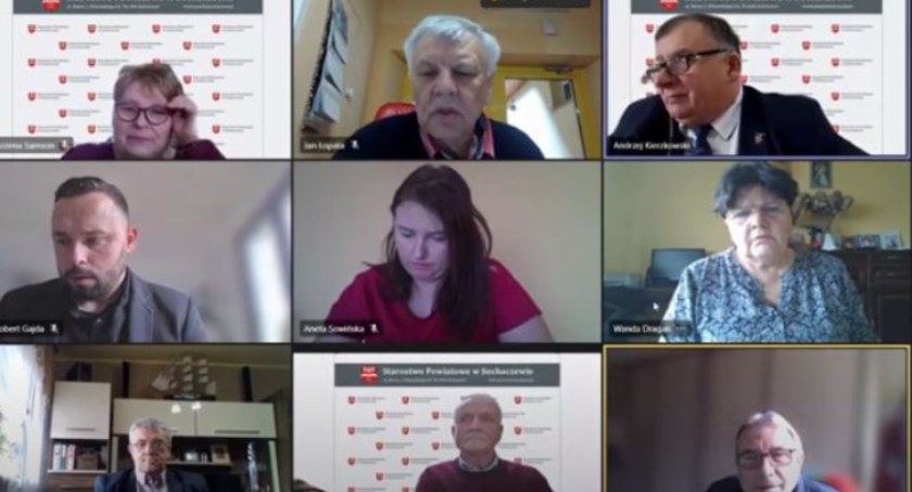 Rada Powiatu Sochaczewskiego o trollingu, cyberprzestępczości i kłamstwach 