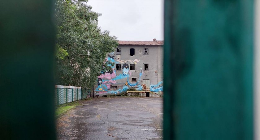 Prosektorium w Sochaczewie - co ma wspólnego z budynkiem przy 1 Maja 11?