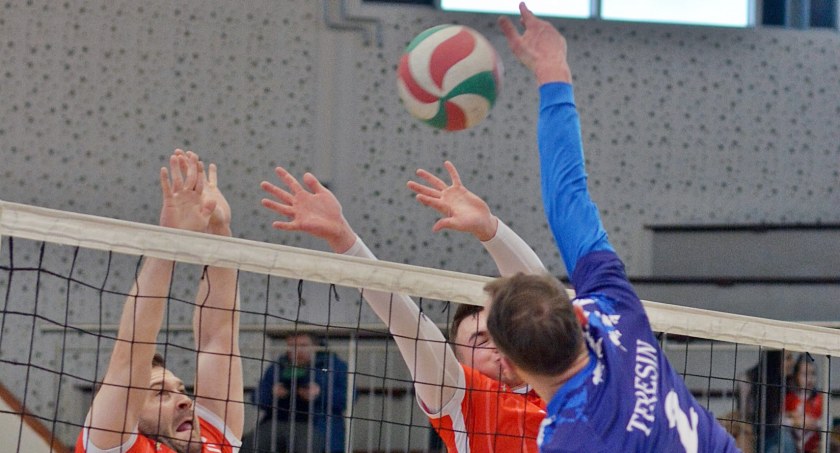 Amatorska Liga Piłki Siatkowej pozostały już tylko finały [FOTO]