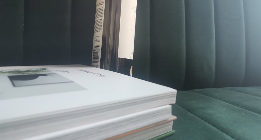 Ukradł książki i wino, zniszczył kamerę - sochaczewianinowi grozi 5 lat więzienia