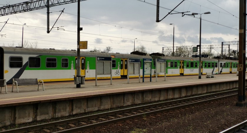 Koleje Mazowieckie zmieniają rozkład od 13 marca 2022 - będą duże utrudnienia