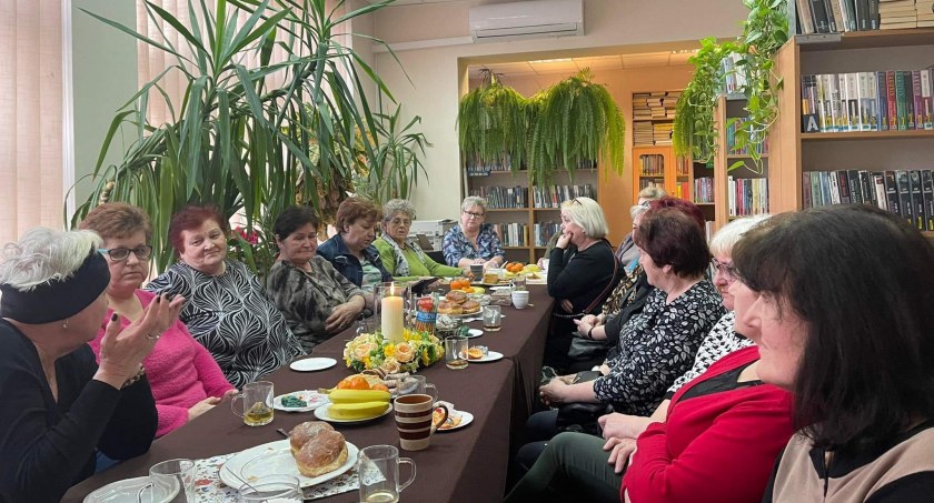 Spotkanie Klubu Seniora w Młodzieszynie z dużą frekwencją. Zapraszamy na następne!
