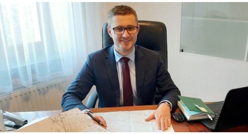 Wójt Damian Jaworski zaprasza osoby starsze i samotne na spotkanie Wielkanocne