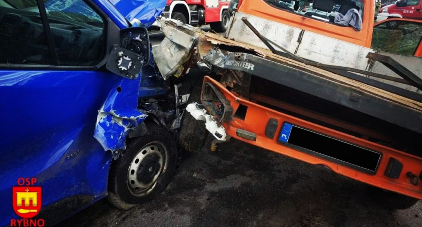 Poważny wypadek w Sarnowie - droga zablokowana, zginął rowerzysta [AKTUALIZACJA]
