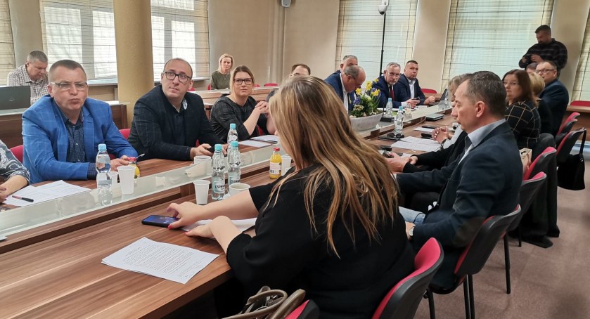 Rada Miasta Sochaczew - ekspresowa sesja, jednogłośne uchwały