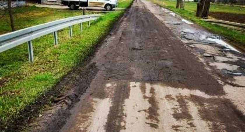 Ruszył remont ważnej drogi w gminie Iłów